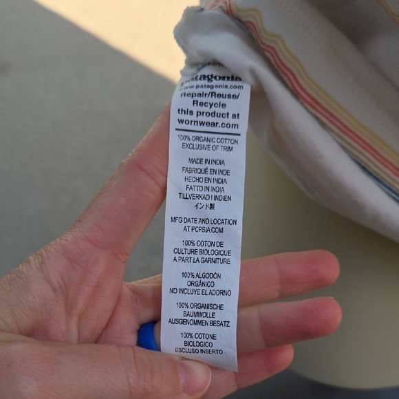 Patagonia Ridge Rise Tank Like New - Picture 6 of 7